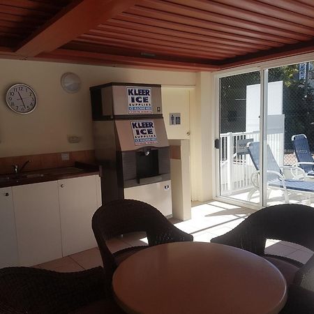 Surfers/Broadbeach Pool View. Free Parking & Wifi غولد كوست المظهر الخارجي الصورة